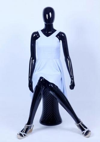Maniquies Modelos abstractos FAUSTA IV negro lacado